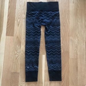 Lululemon Black Chevron Leggings